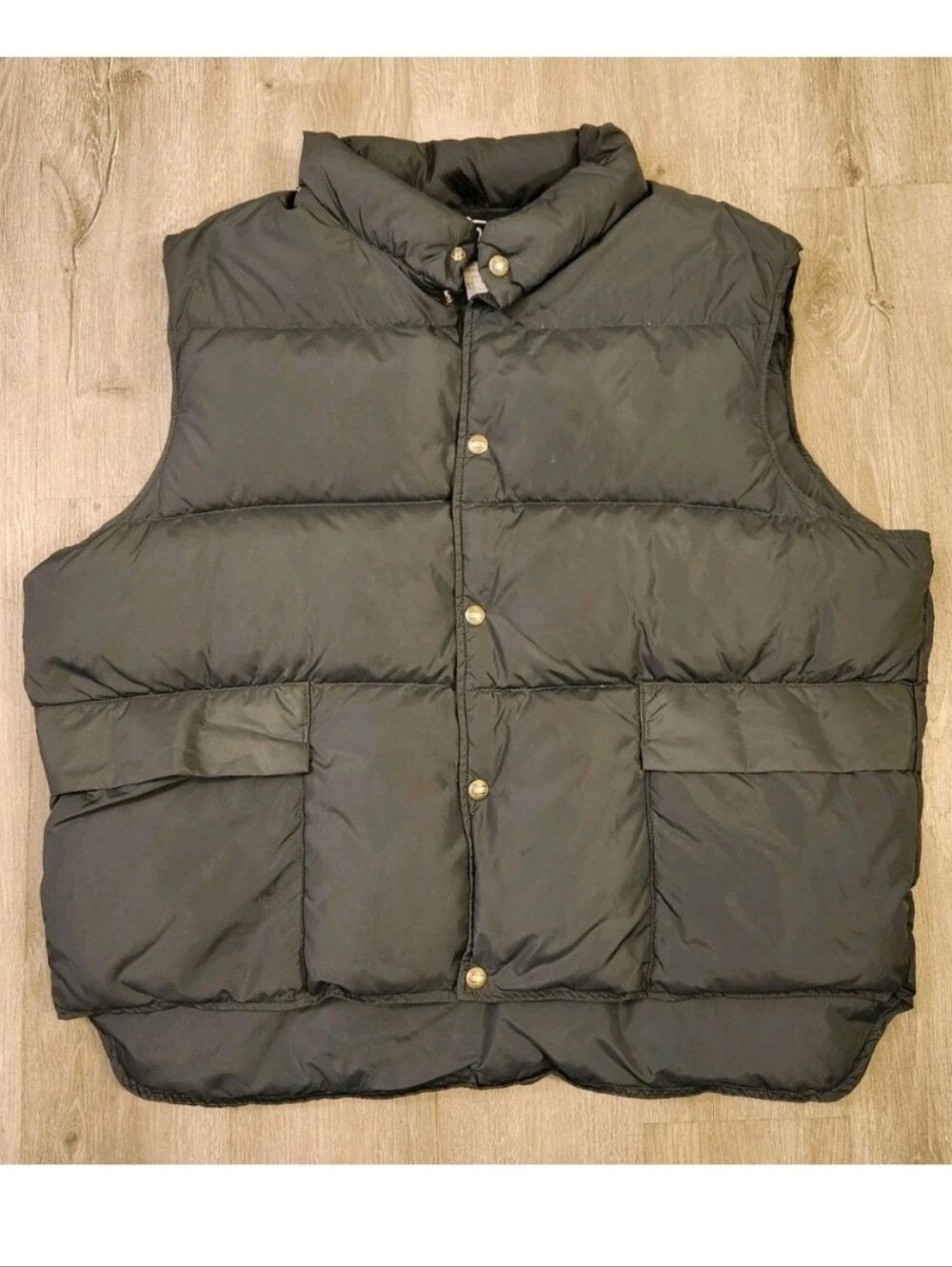 Vintage Woolrich Down Puffer Vest Mens Size XL Quilted Charcoal Gray Made in USA